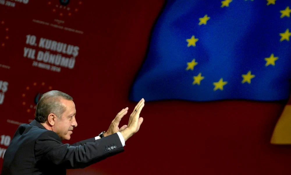 “Κωλοτούμπα” Ερντογάν: Βλέπουμε τους εαυτούς μας στην Ευρώπη-Δεν θέλουμε να πολεμήσουμε με κανέναν